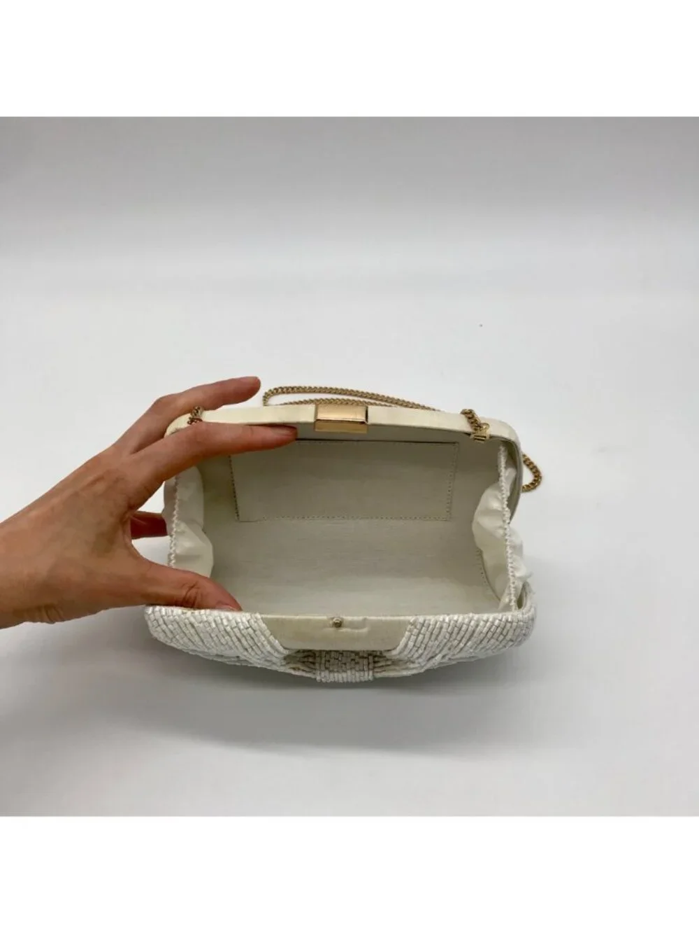 MMS Brands White Beaded Bow Clutch Bag